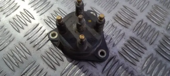 Renault 19 Spark distributor cap 7700726736
