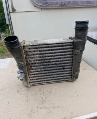 Audi A4 S4 B7 8E 8H Intercooler radiator