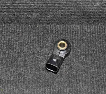 Volkswagen Polo V 6R Detonation knock sensor 0261231146