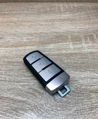 Volkswagen PASSAT CC Ignition key/card VWB6B7KEY