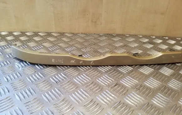 BMW 3 E46 Under headlight/headlamp trim 51138208482