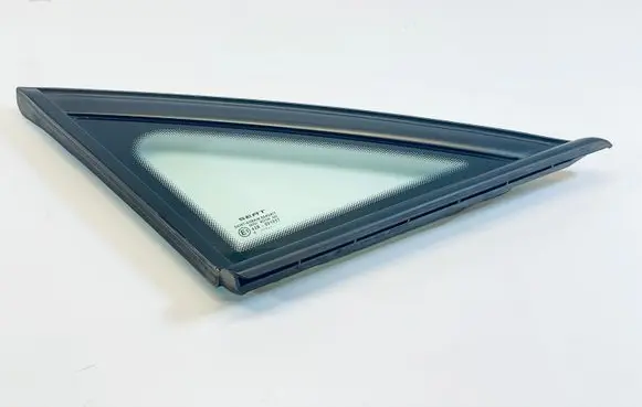 Seat Altea Front triangle window/glass 5P0845412