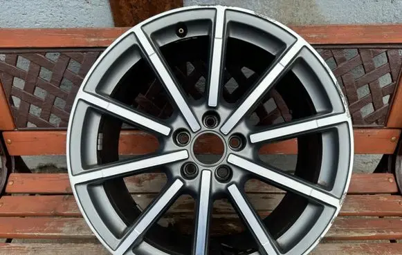 Audi A6 C7 R19 alloy rim 