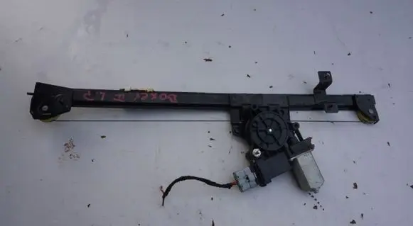 Mazda MX-30 Front wiper linkage and motor