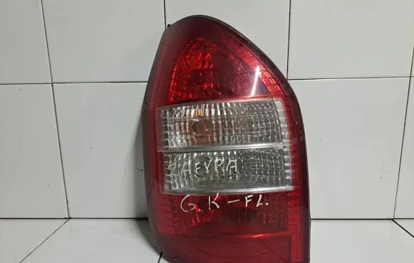 Opel Zafira A Rear/tail lights 014421923L