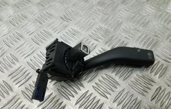 Volkswagen Golf V Wiper control stalk 1K0953519