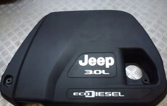 Jeep Wrangler Engine cover (trim)