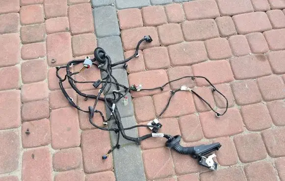 Opel Insignia B EUR ISO radio connector 39153013