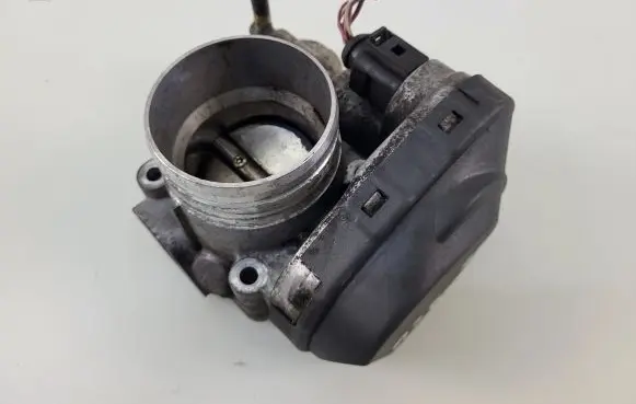 Audi A3 S3 8L Throttle body valve 06A133062A