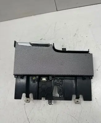 Volvo XC60 Ashtray (front) 31369149 31377381 31377446