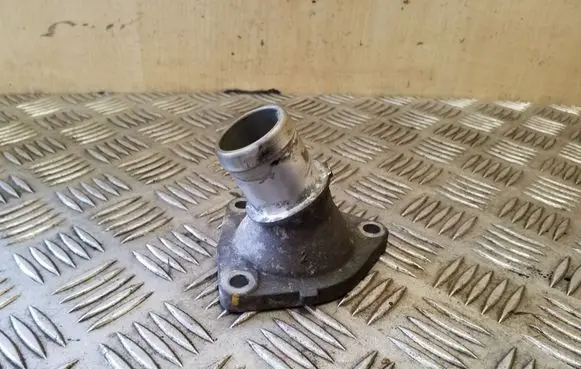 KIA Sportage Engine coolant pipe/hose