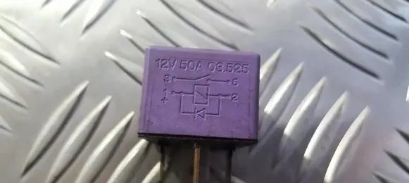 Renault Scenic I Other relay 12V50A03525 12V50A03.525