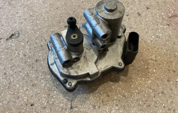 Intake manifold valve actuator/motor