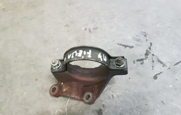 Ford Fiesta Driveshaft support bearing bracket 
