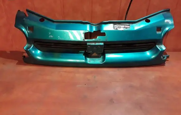 Peugeot Partner Front bumper upper radiator grill 9618254777
