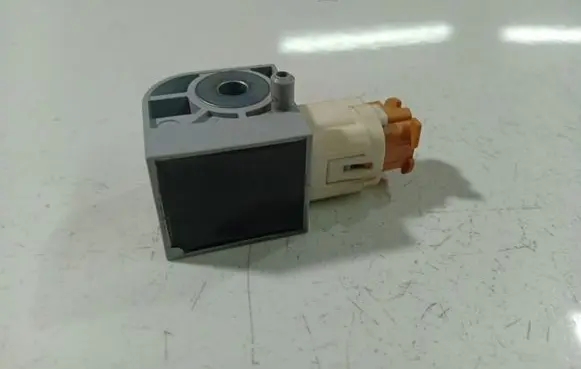 Fiat Sedici Airbag deployment crash/impact sensor 3893080J10000