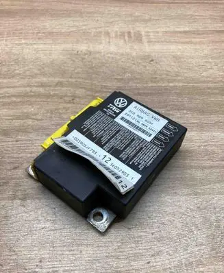 Volkswagen PASSAT B6 Airbag control unit/module 3C0909605F 391121