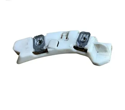 Peugeot 208 I Front bumper mounting bracket 9673270380