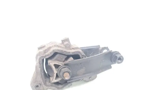 Land Rover Evoque I Engine mount bracket TR8070M18