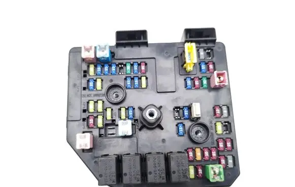 Opel Antara Fuse box set 95202016