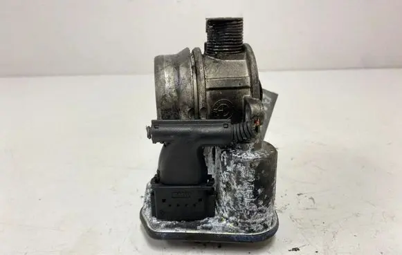 BMW 1 E81 E87 Throttle valve 780437301