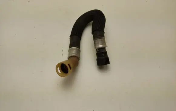 Ford Mustang VI Engine coolant pipe/hose FR3318K579CC
