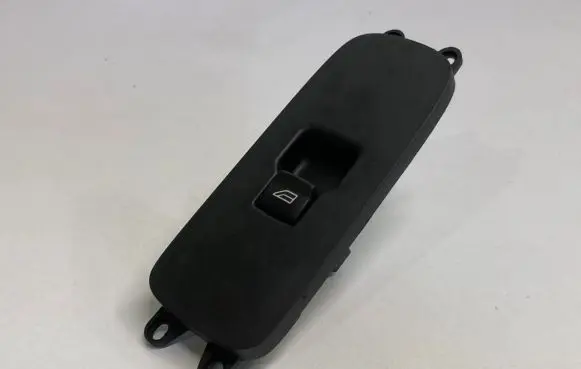 Volvo V50 Electric window control switch 30774162 03451305