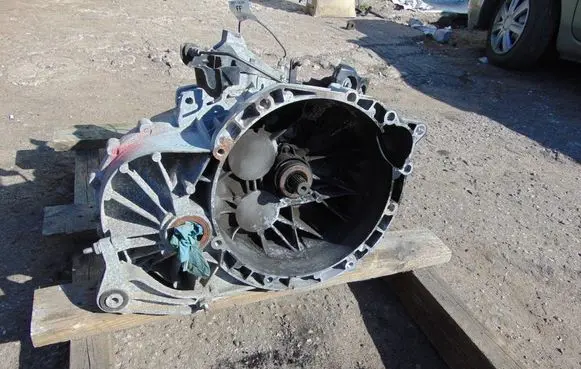 Ford Focus Manual 6 speed gearbox 1478922 6M5R7002DB 6M5R7002DC