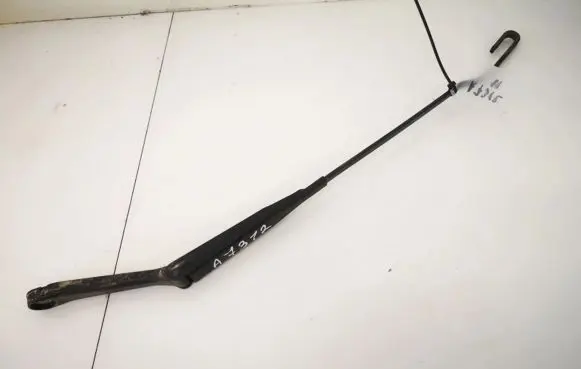 Opel Astra G Front wiper blade arm 90569601