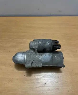 KIA Sorento Starter motor 361002F000