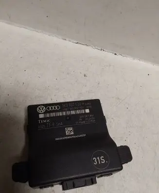 Volkswagen Jetta V Other control units/modules 1K0907530H 0325 1K0907951