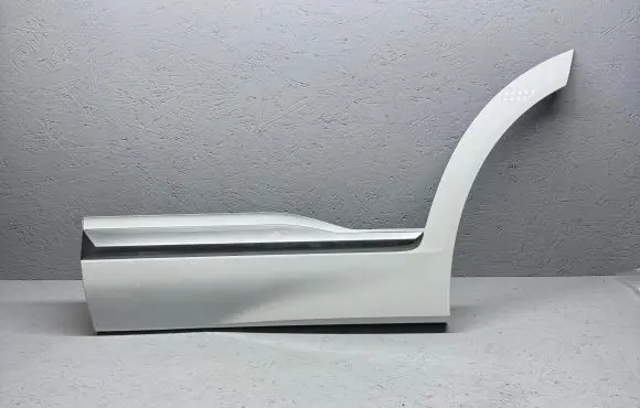 Hyundai Santa Fe Rear door trim (molding) 87731S1AC0
