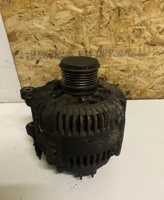 Volkswagen PASSAT B6 Generator/alternator 021903026L