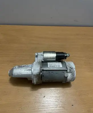 Mercedes-Benz GLA H247 Starter motor A2609060100