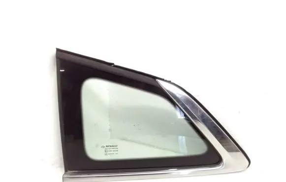 Renault Megane IV Rear side window