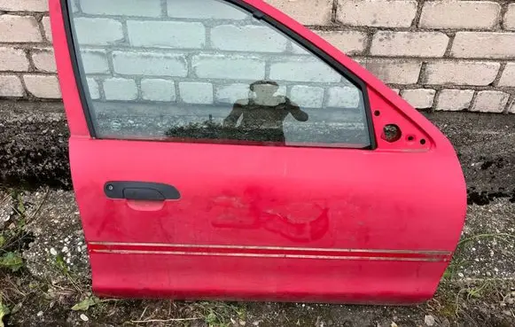 Ford Mondeo MK I Front door