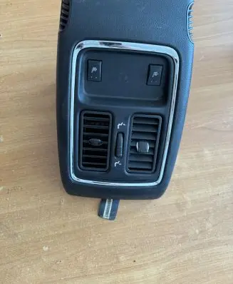 Jeep Grand Cherokee Other center console (tunnel) element