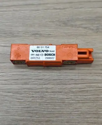 Volvo S60 Airbag deployment crash/impact sensor 8651754 003753 290602