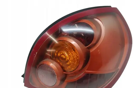 Nissan Almera N16 Rear/tail lights