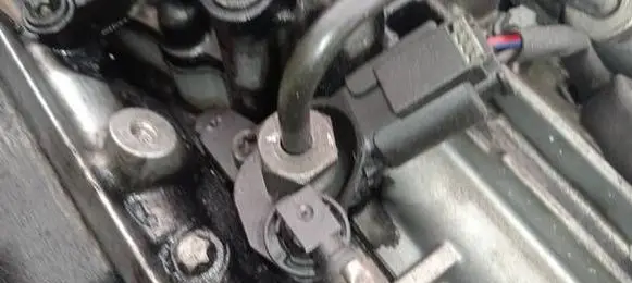 Chrysler 300 - 300C Fuel injector 0445115027