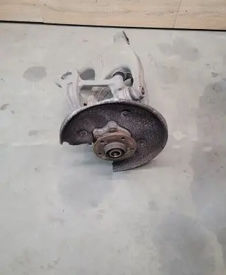 Audi A7 S7 4G Rear wheel hub 8R0505312F 8R0505432F