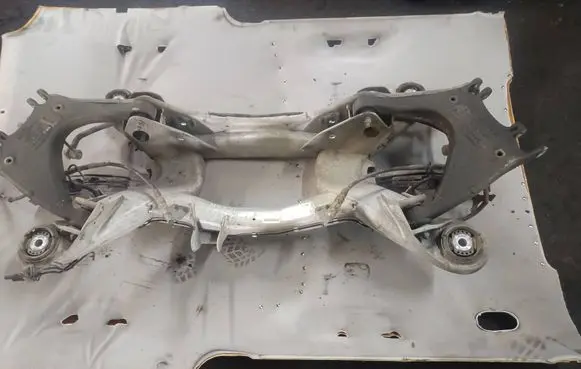 Volkswagen Phaeton Rear subframe 3D0505235AE 00193811