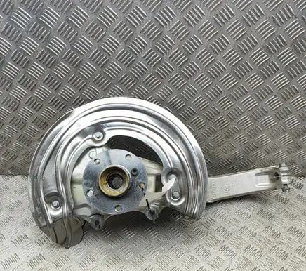 BMW XM Front wheel hub 6876655 8831227