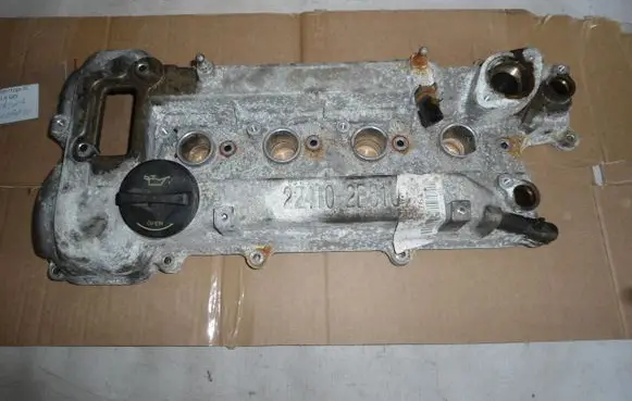 KIA Sportage Rocker cam cover 