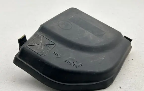 Citroen DS5 Fuse box cover 9658418180