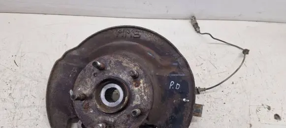 Honda CR-V Front wheel hub