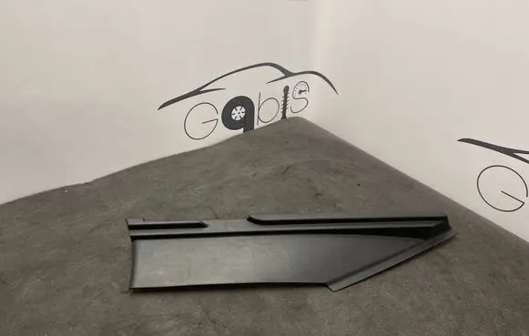 Tesla Model S (A) pillar trim 101033900D 1016334