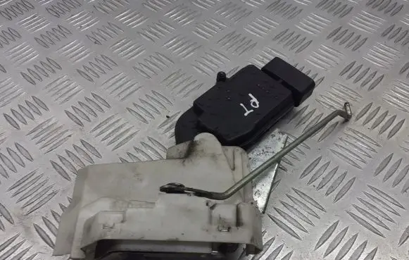 Opel Agila A Rear door lock