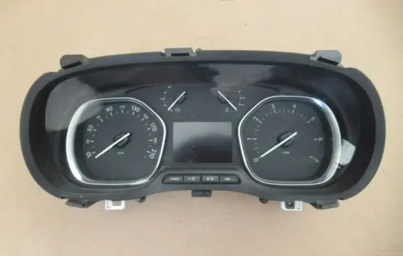Peugeot Expert Speedometer (instrument cluster) 9822470680