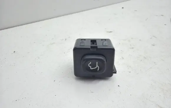 Jeep Grand Cherokee Tailgate opening switch 04602751AA 12861261 126161800870